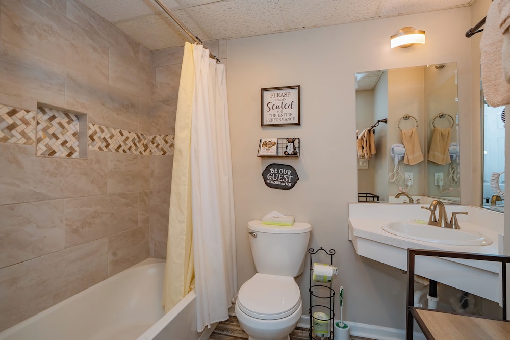 Gatlinburg Chateau Rentals 50/50