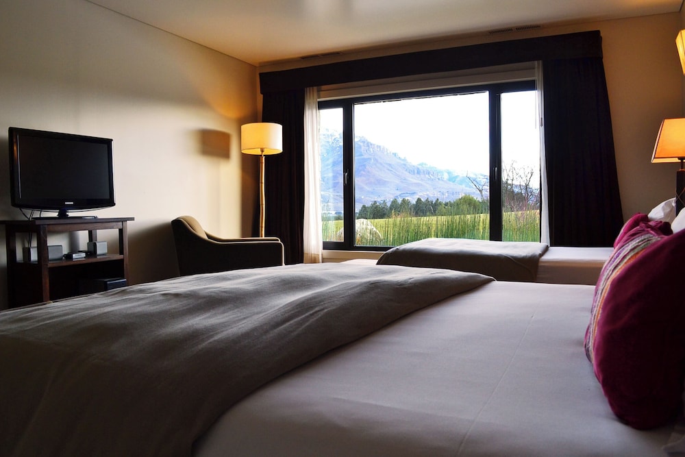 غرفة سوبيريور ثلاثية بسرير كينج وسرير فردي، Loi Suites Chapelco Hotel 6/8