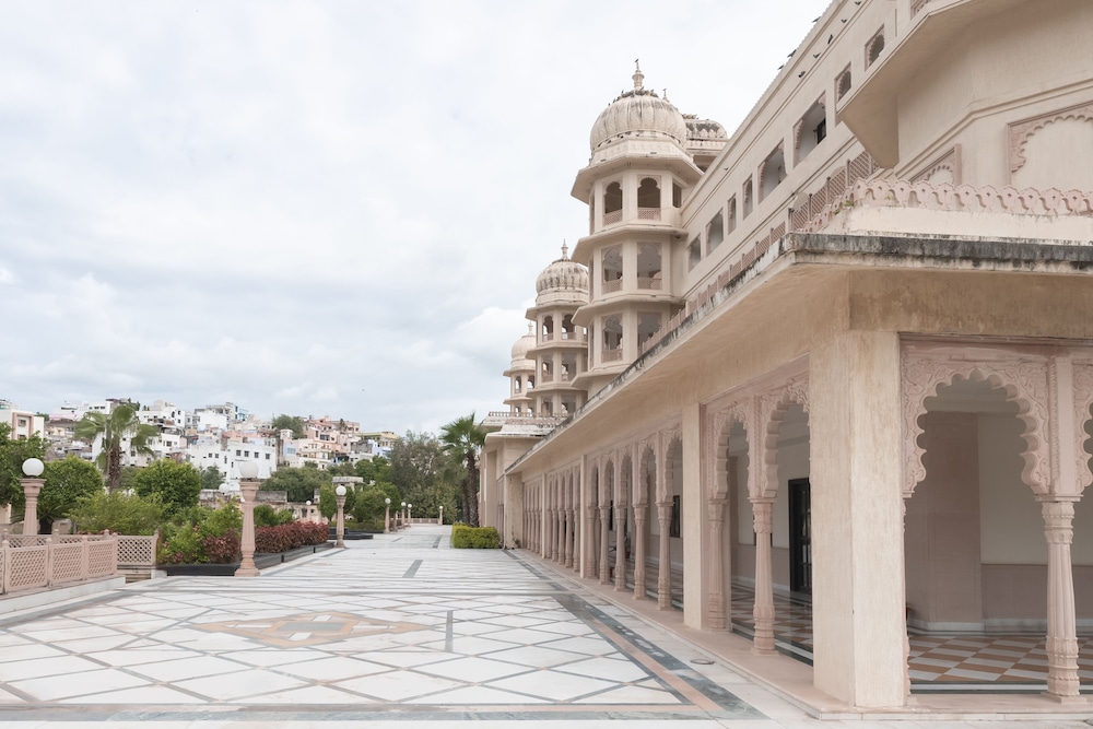 Shree Vallabh Vilas Lords Plaza Nathdwara 4/50
