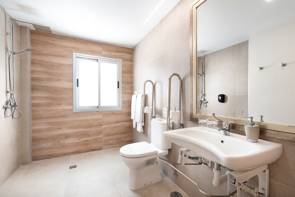 Ohasis Boutique Suites 48/50