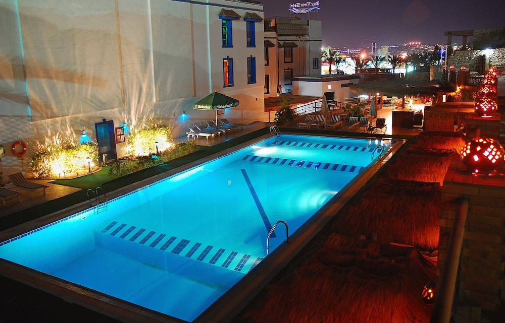 Naama Blue Hotel 24/50