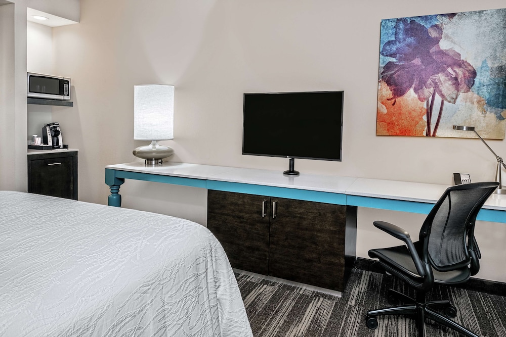 Hilton Garden Inn San Marcos 55/67