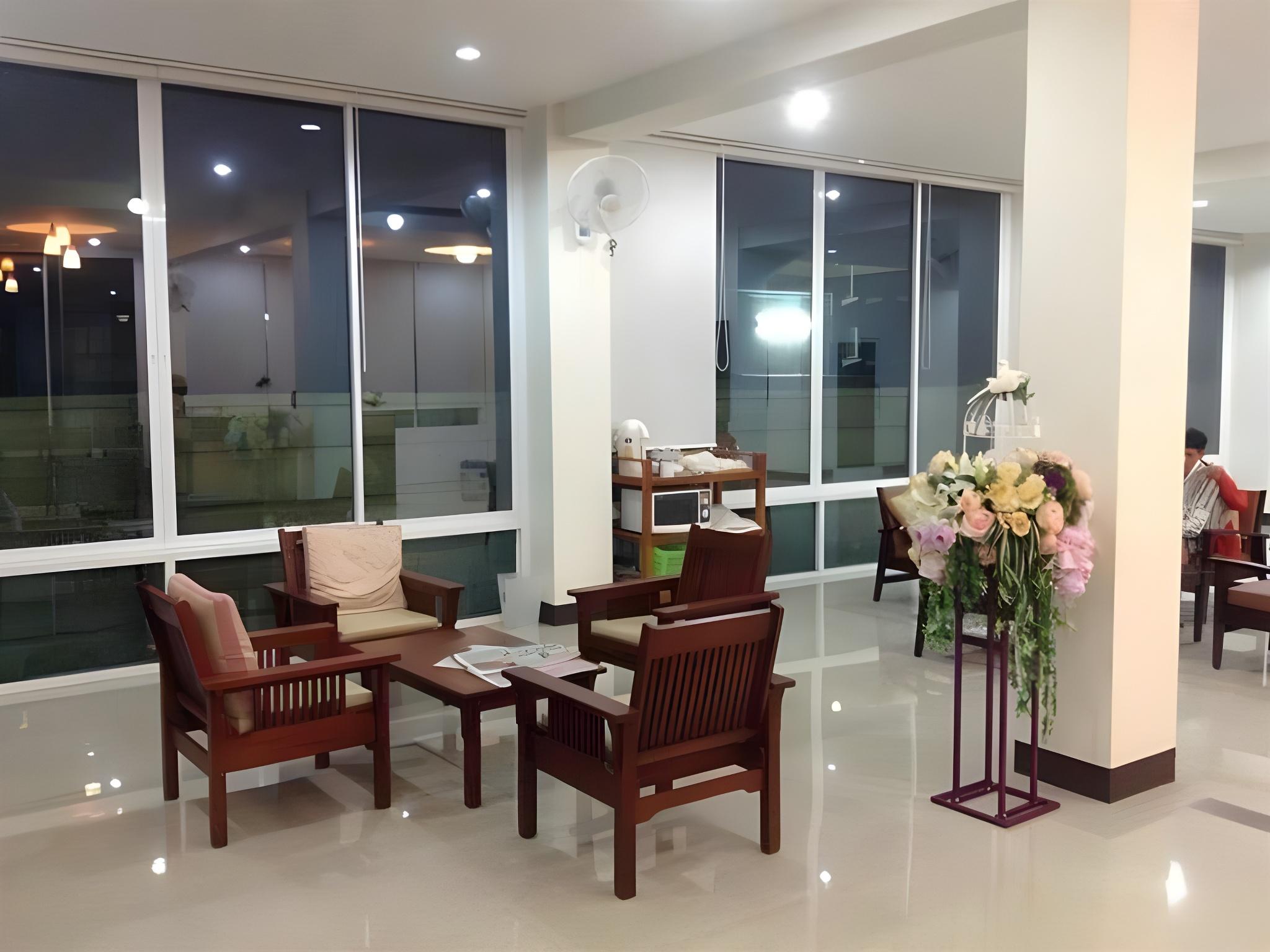 Ud House 37/43
