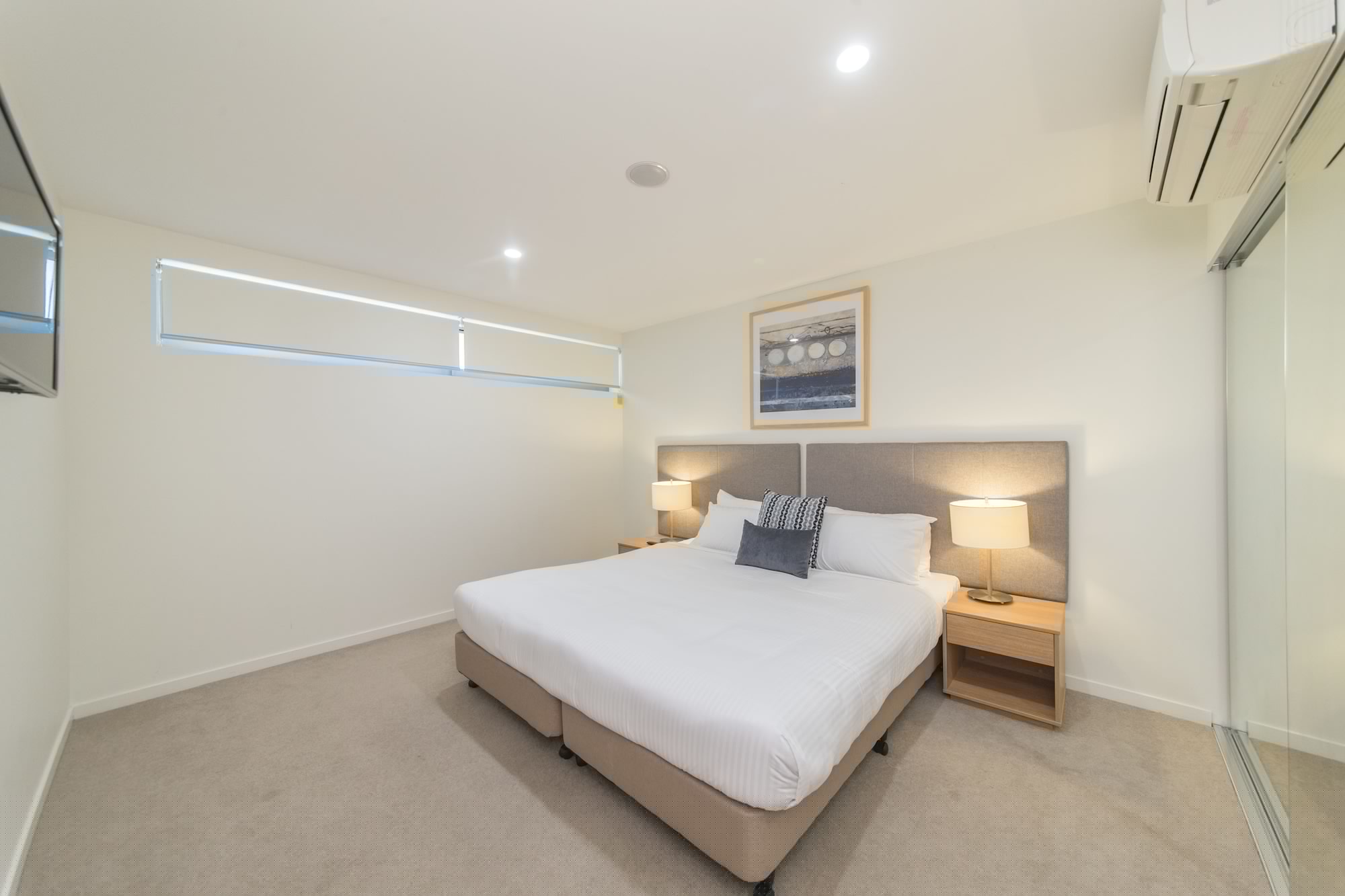 3 Bedrooms, 1 King and 4 Single Beds, Ocean View, North View