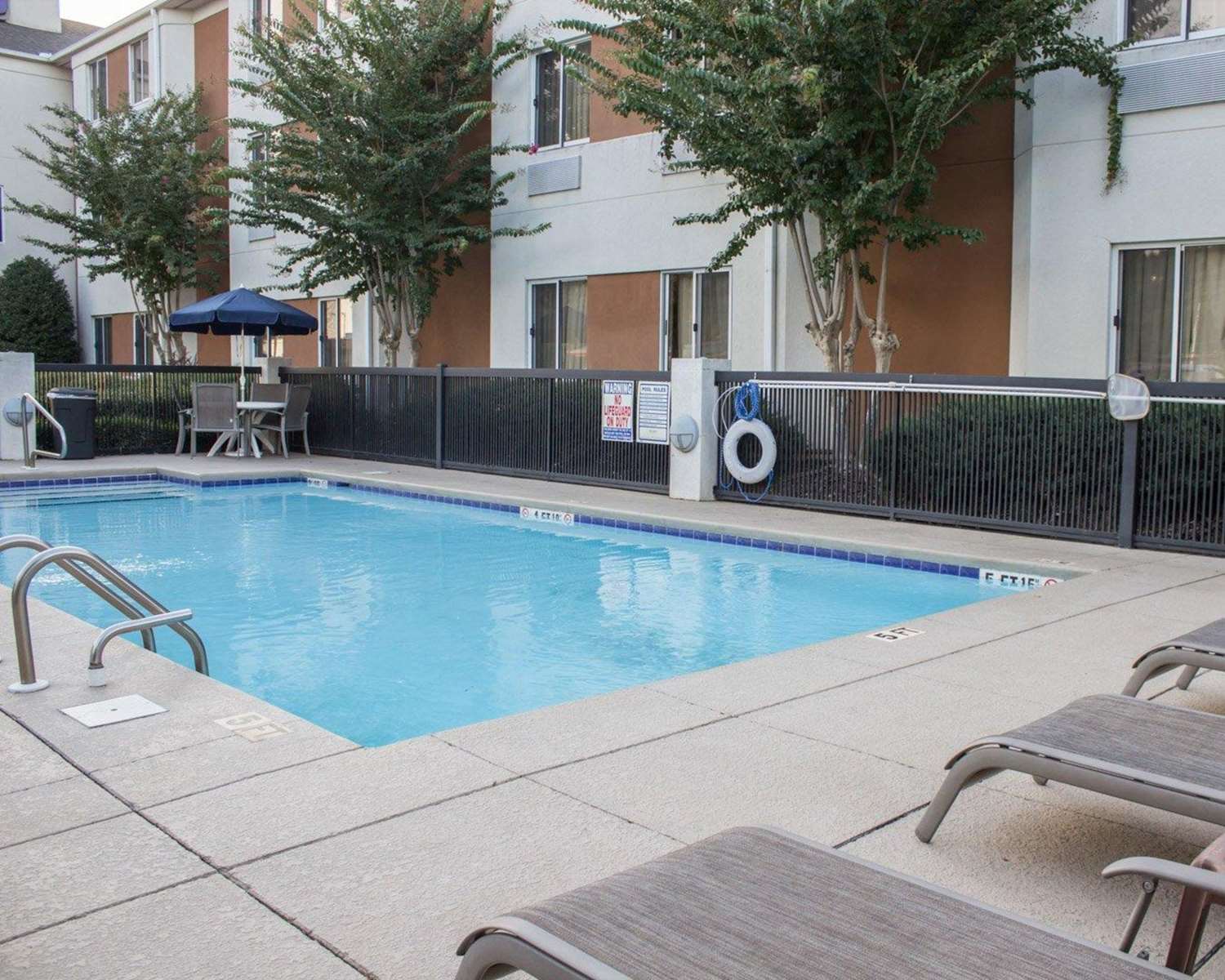 Sleep Inn Pelham Oak Mountain 40/40