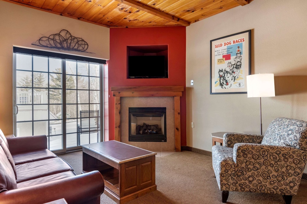 Mountain Edge Suites at Sunapee, an Ascend Collection Hotel 46/69