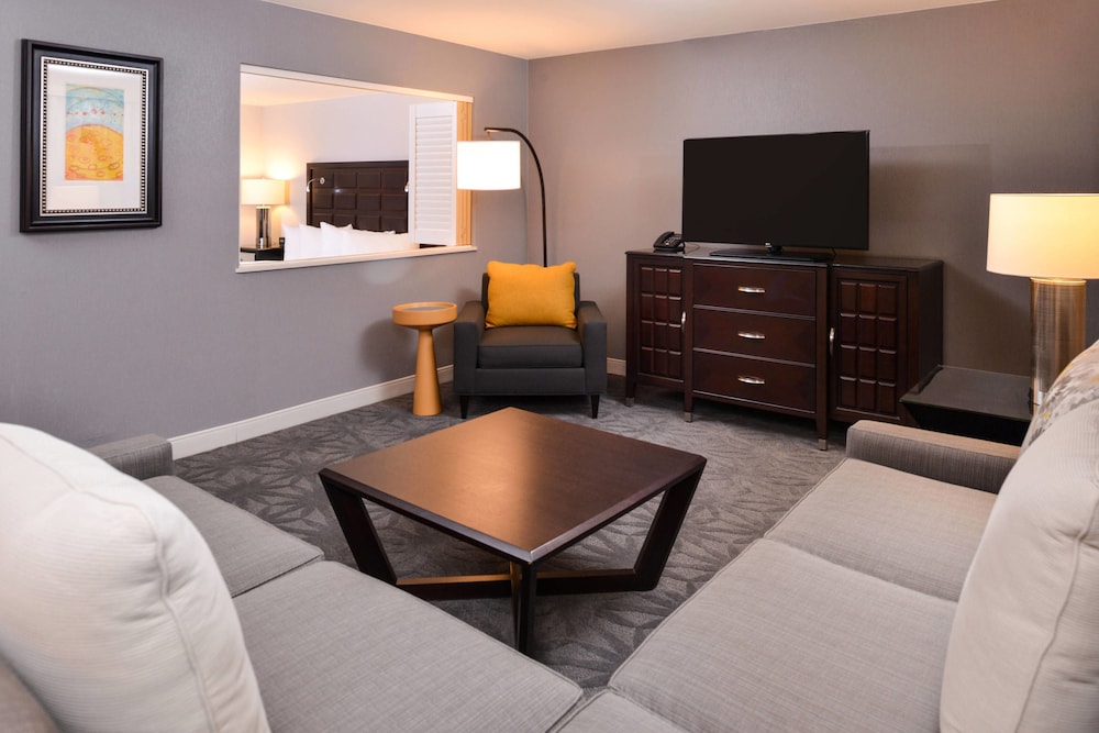 Buffalo Marriott Niagara 32/55
