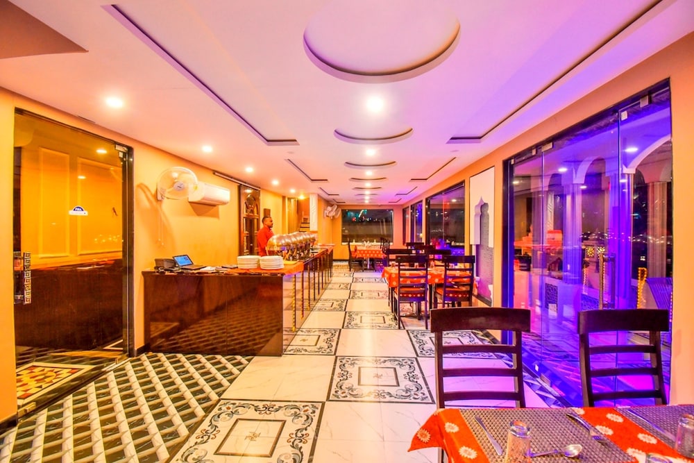 Nahargarh Haveli Hotel 10/52