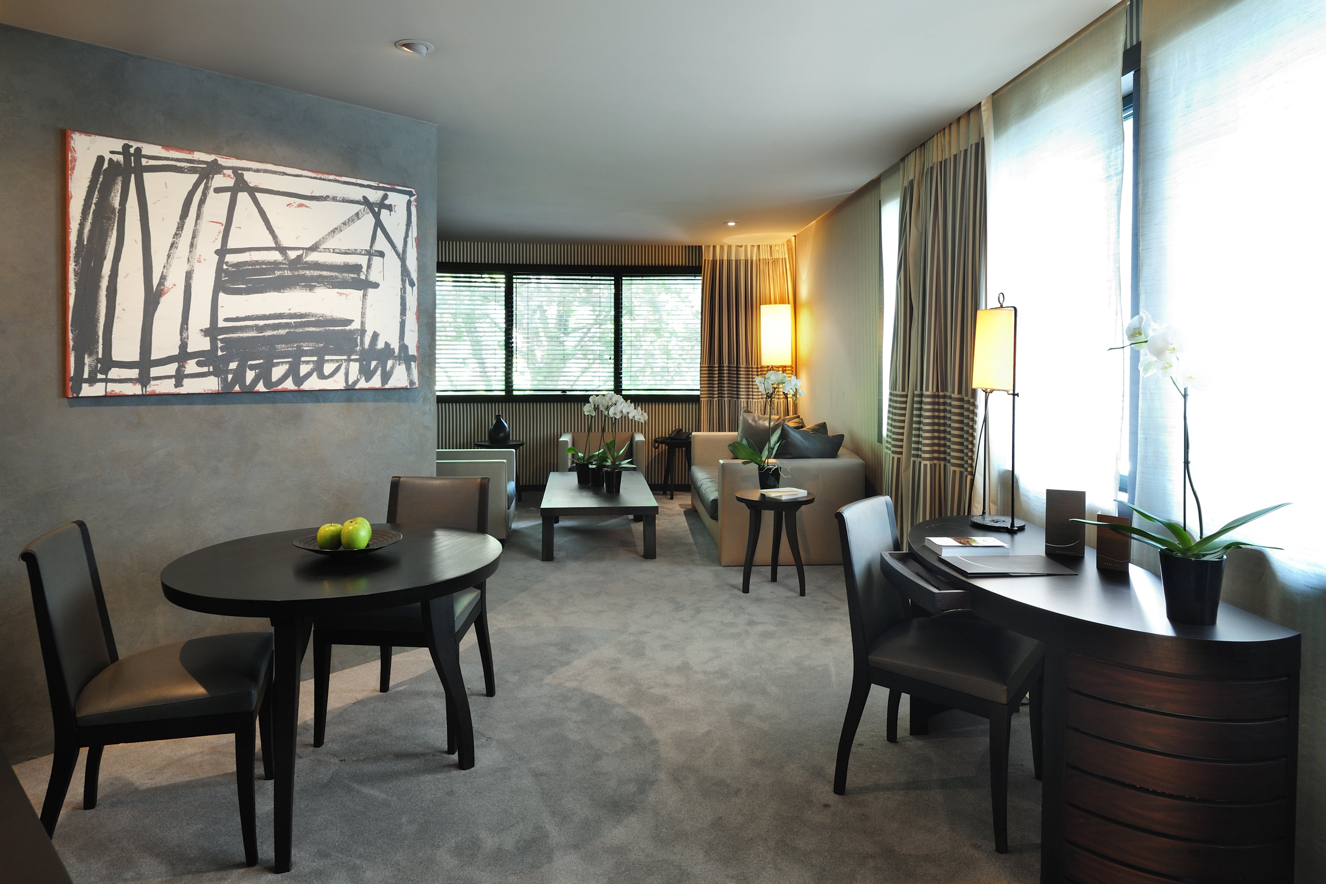 HOTEL SQUARE 30/50