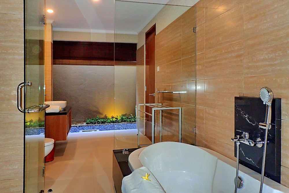 Mutiara Bali Boutique Resort Villa Spa 36/69
