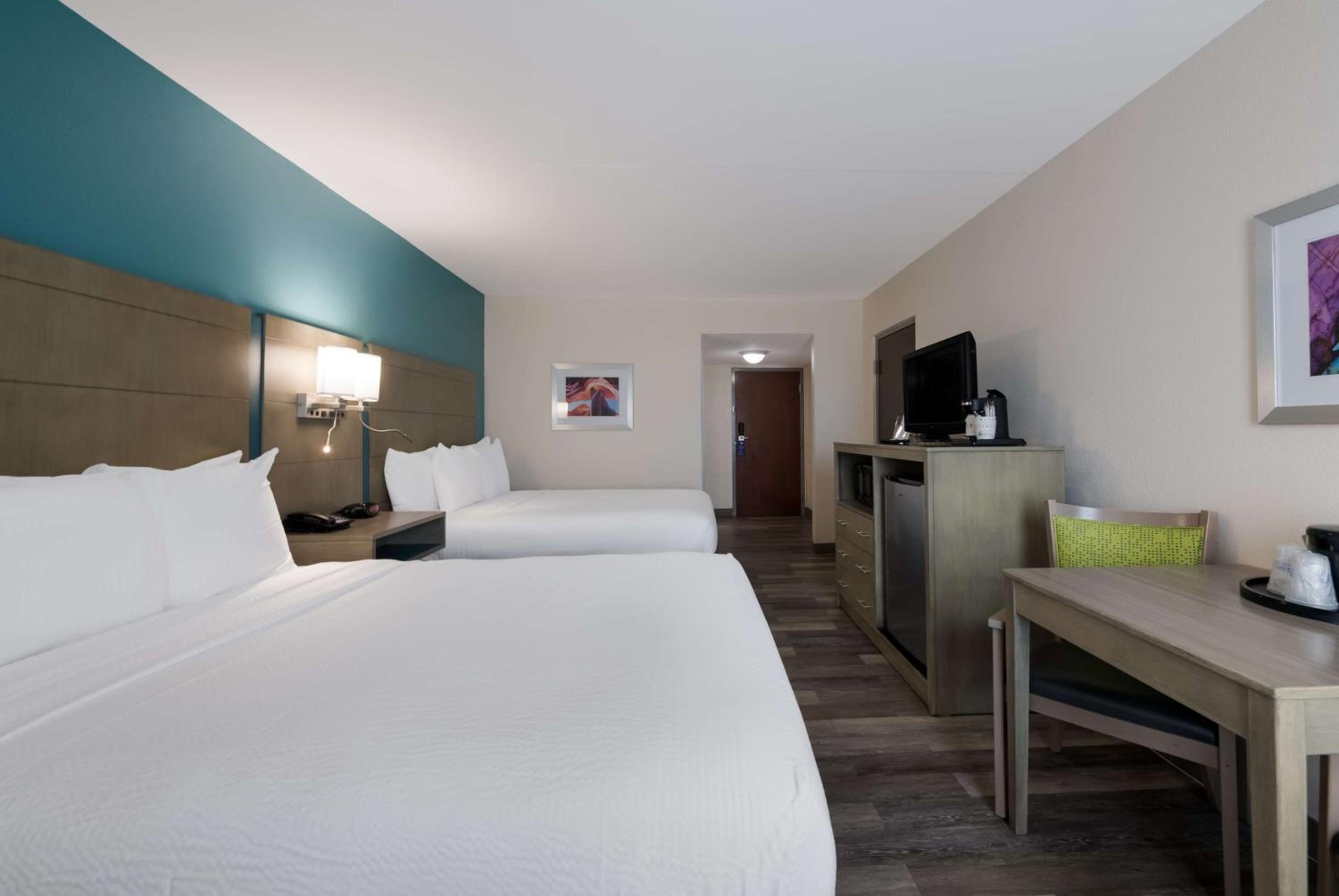Room, Queen Bed