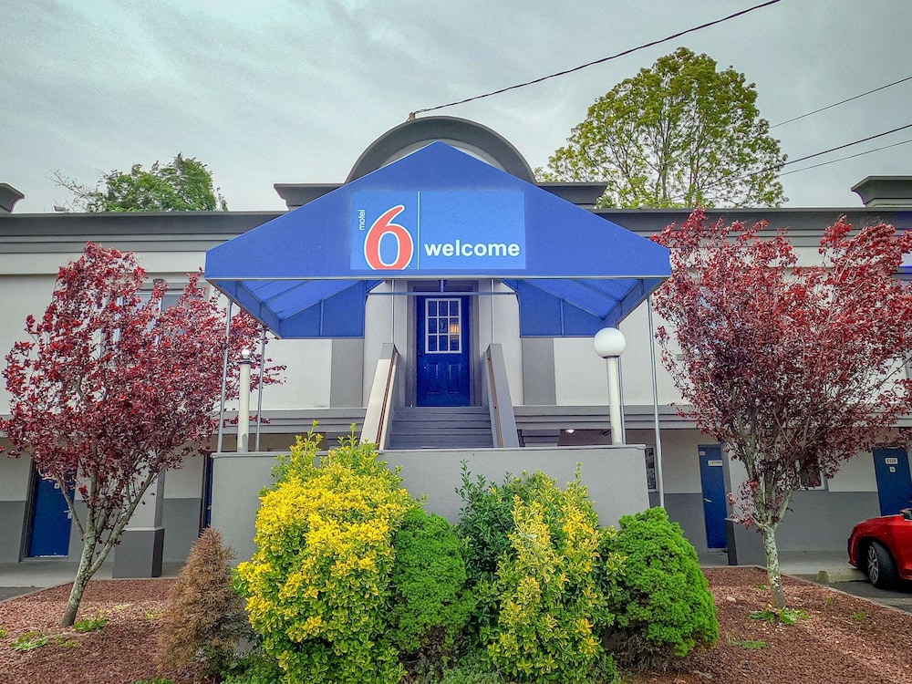 Motel6 Toms River, NJ - Near Seaside Heights in TOMS RIVER - NJ