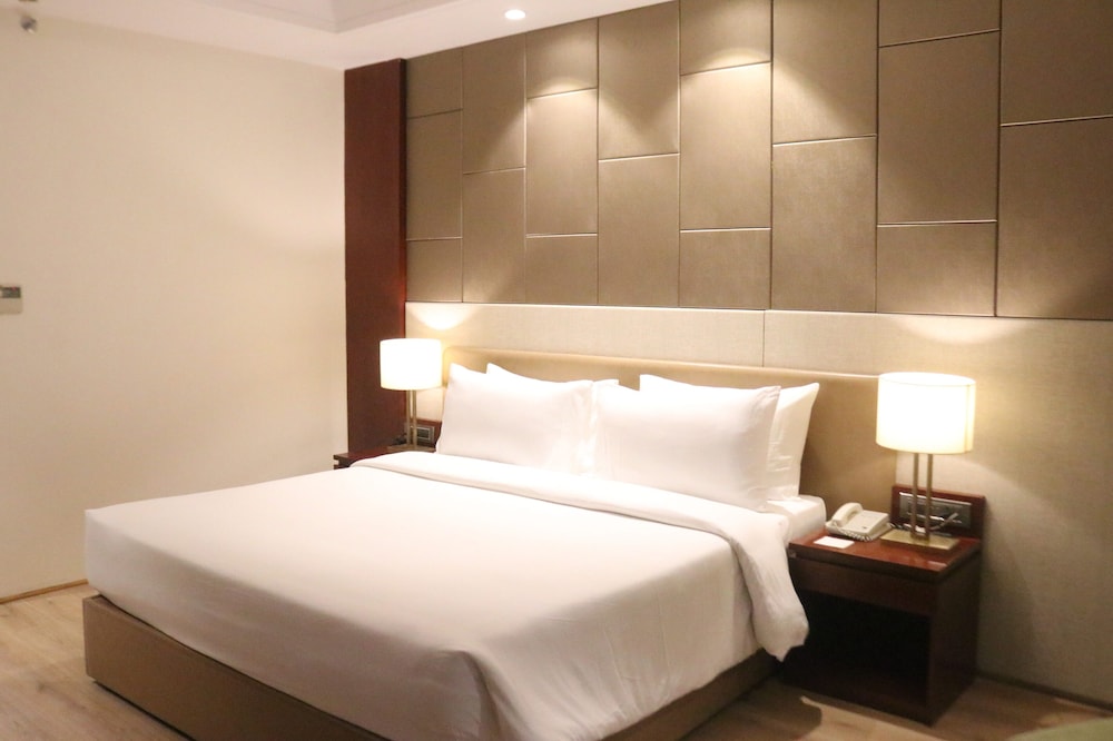 Lemon Tree Premier, Dwarka 23/50