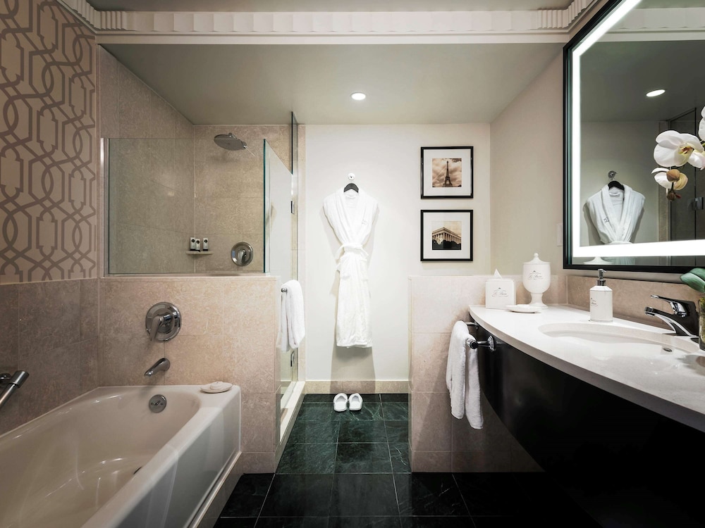 Sofitel Washington DC Lafayette Square 24/83
