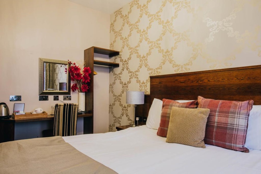 غرفة قياسية بسرير كوين، Duke Of Edinburgh Hotel 5/8