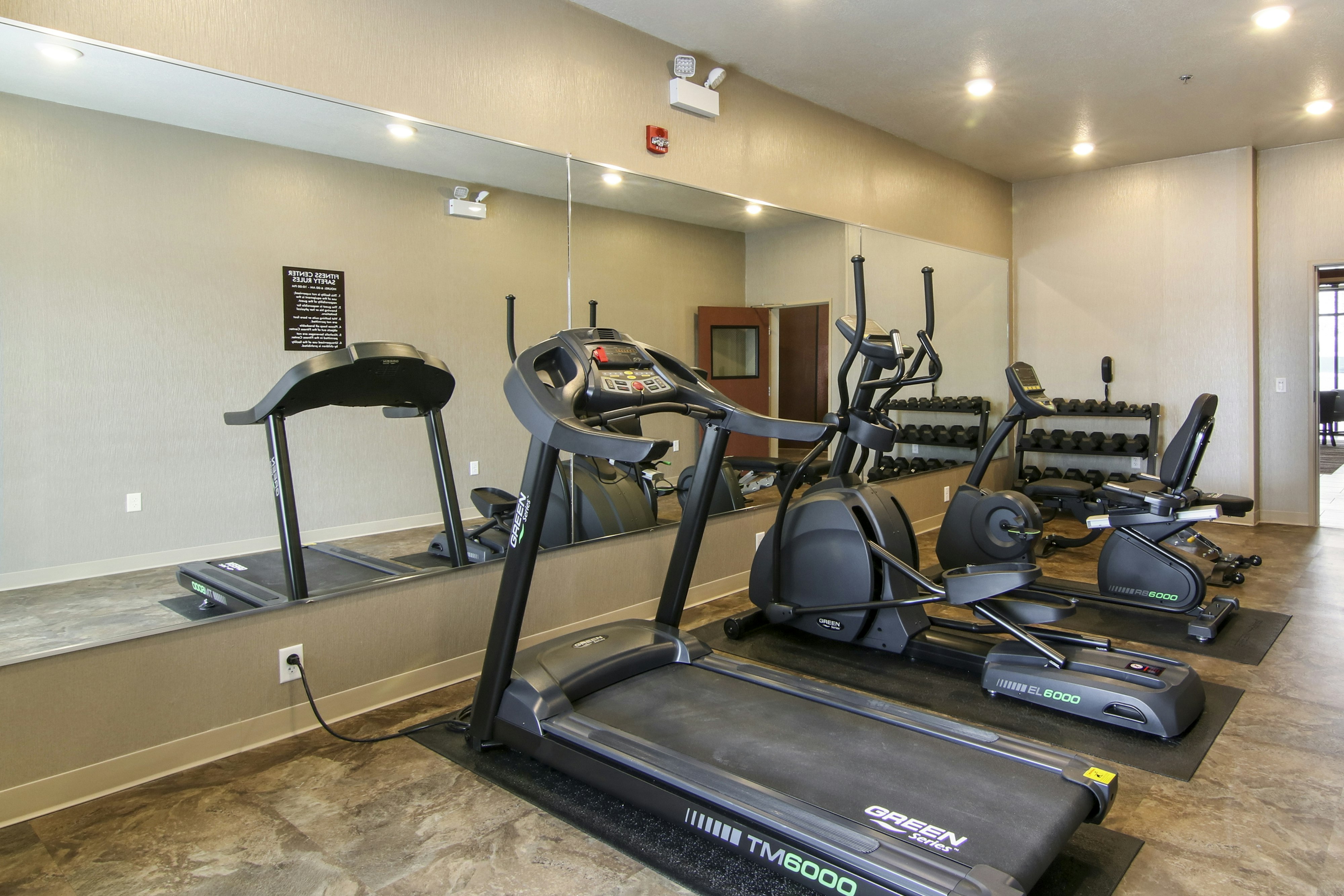 Cobblestone Inn & Suites at UW Stout Downtown Menomonie 34/54