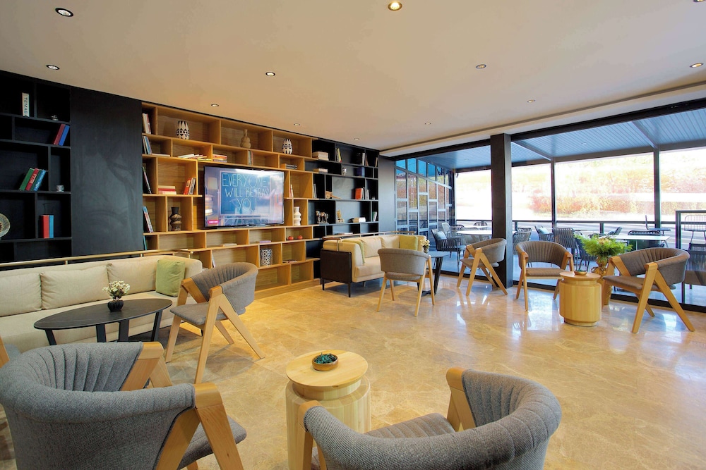 Days Inn by Wyndham Istanbul Arnavutkoy 38/51