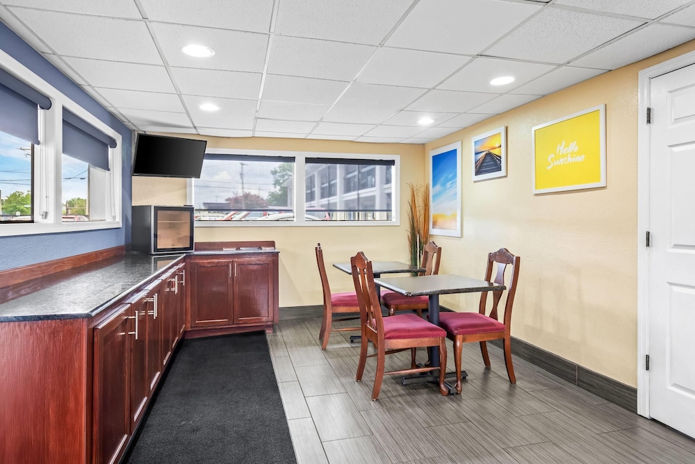 Days Inn By Wyndham Jacksonville Nc 49/68