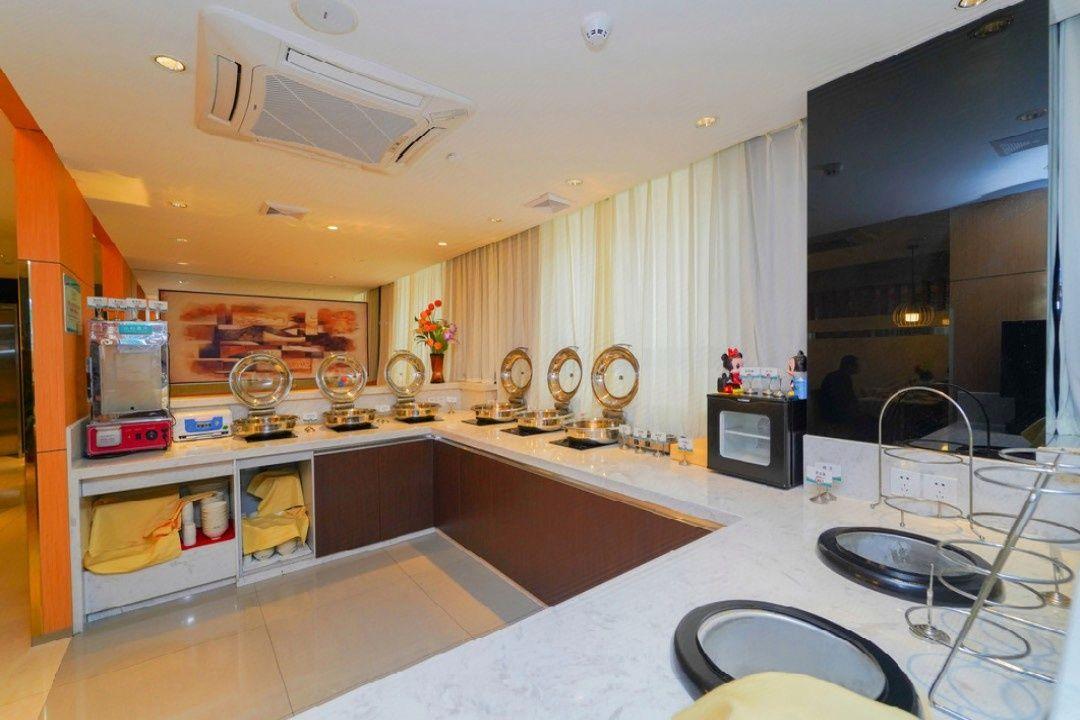 Jinjiang Inn (Shanghai International Tourist Resort Kangxin Highway) 35/50