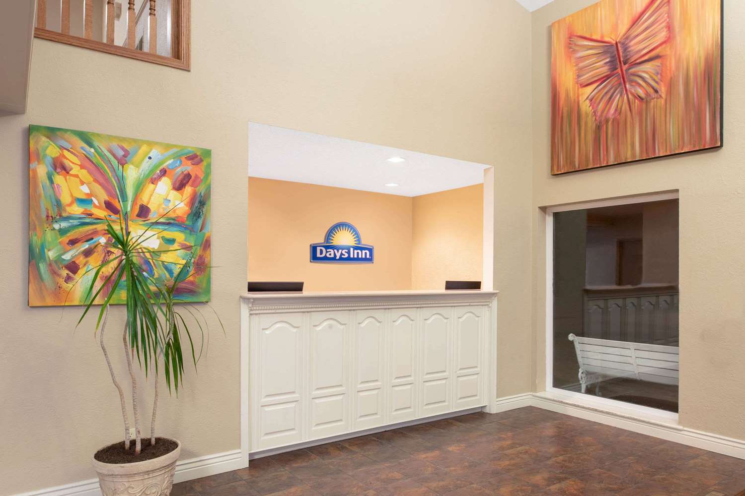 Days Inn And Suites Branson 2/11
