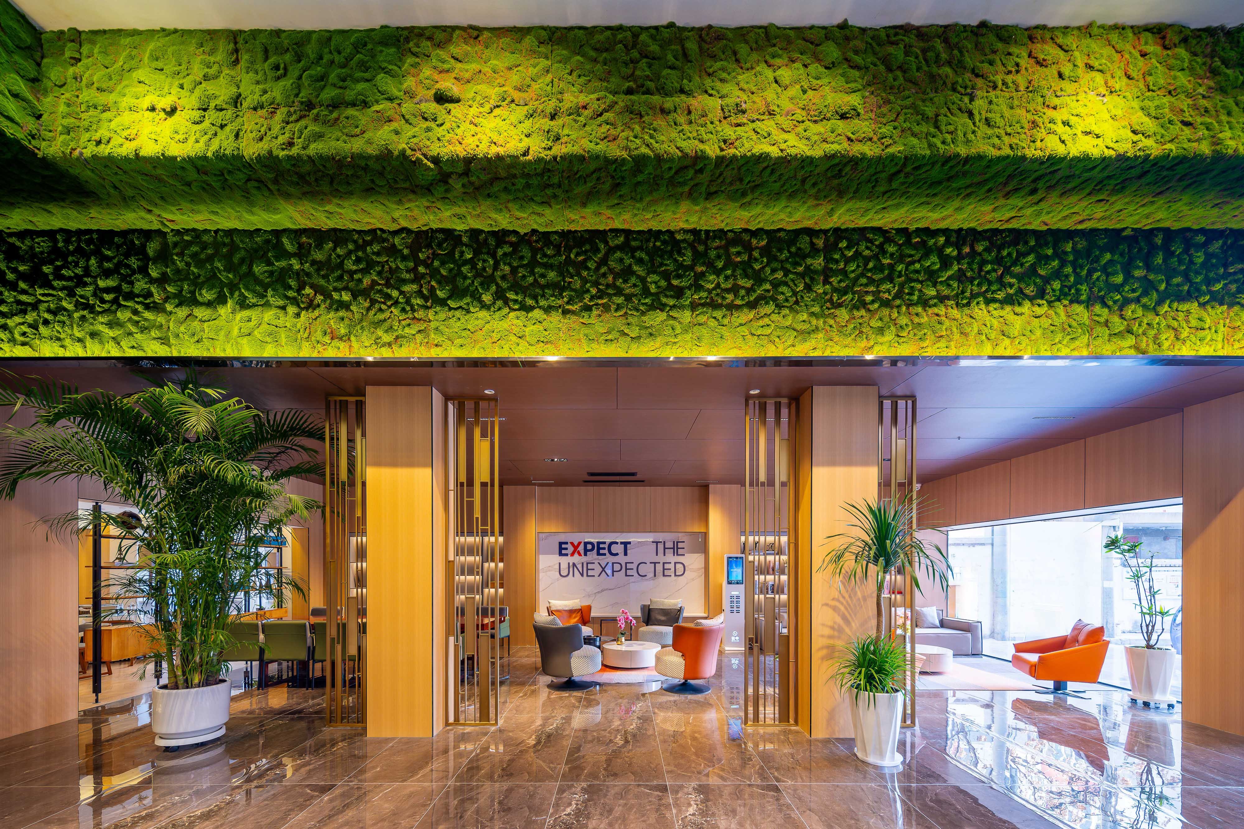 Holiday Inn Express Lanzhou Zhengning Road 27/28