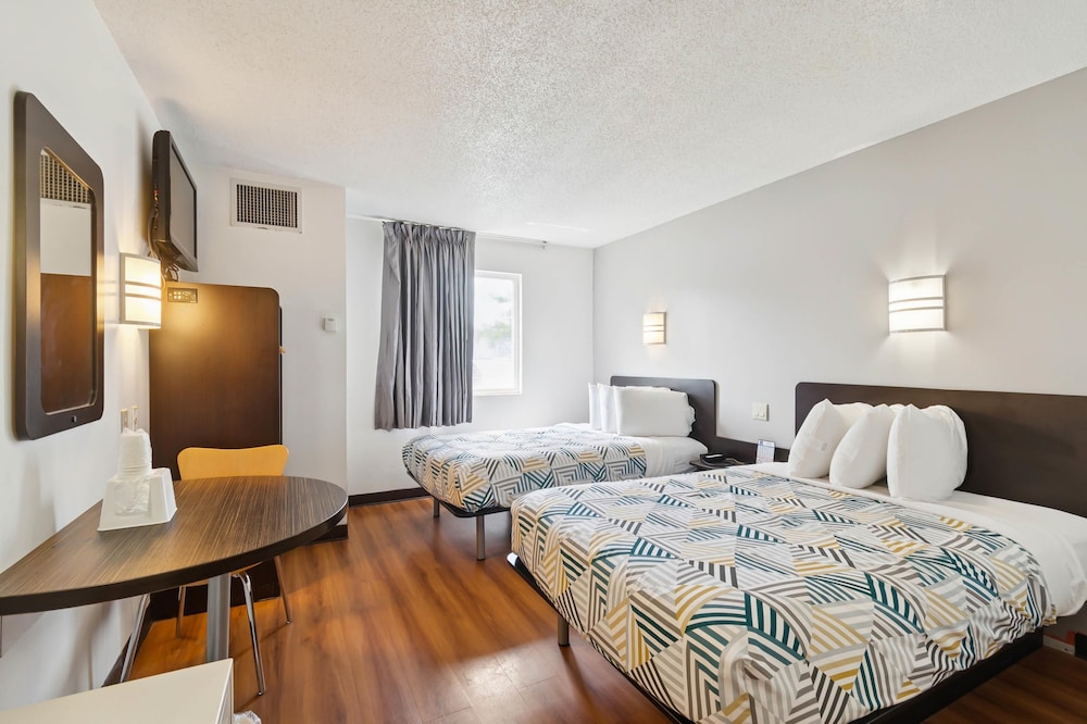 Motel6 Milan, OH - Sandusky 32/64