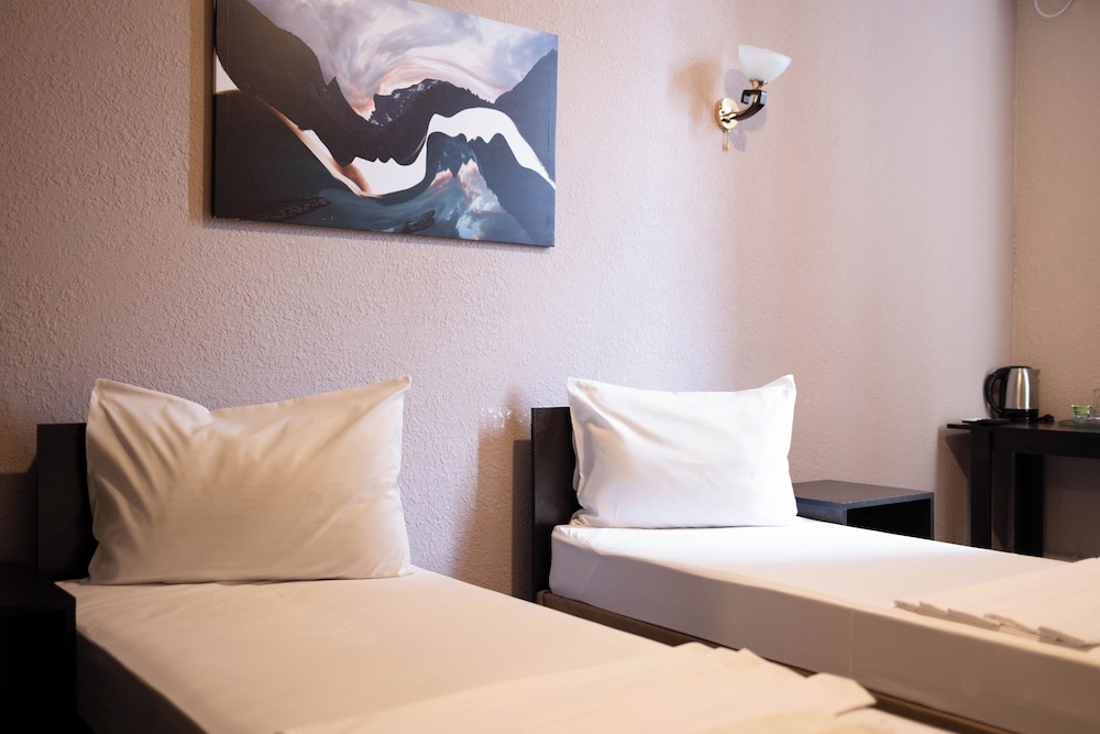 Richmind Hotel 32/61