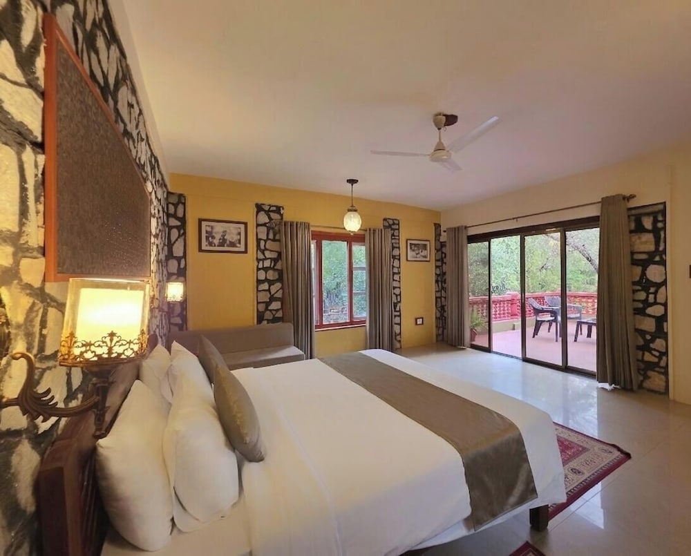 TIGER MOON RESORT 22/60