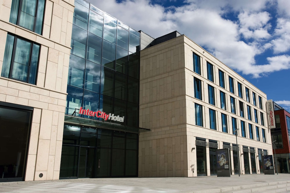 Intercityhotel Dresden 55/59