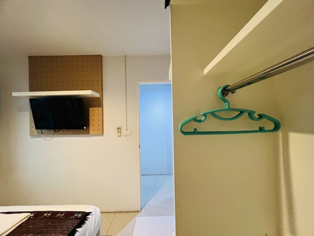 Inn Kham Apartment 25/47