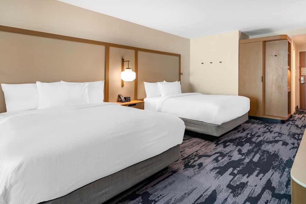 جناح بسريرين كوين مع أريكة، Fairfield Inn & Suites North Conway 2/7