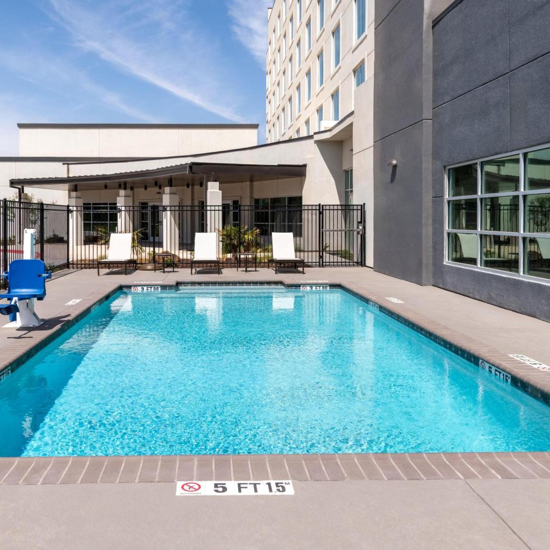 DoubleTree by Hilton Midland West Loop I-250 5/51