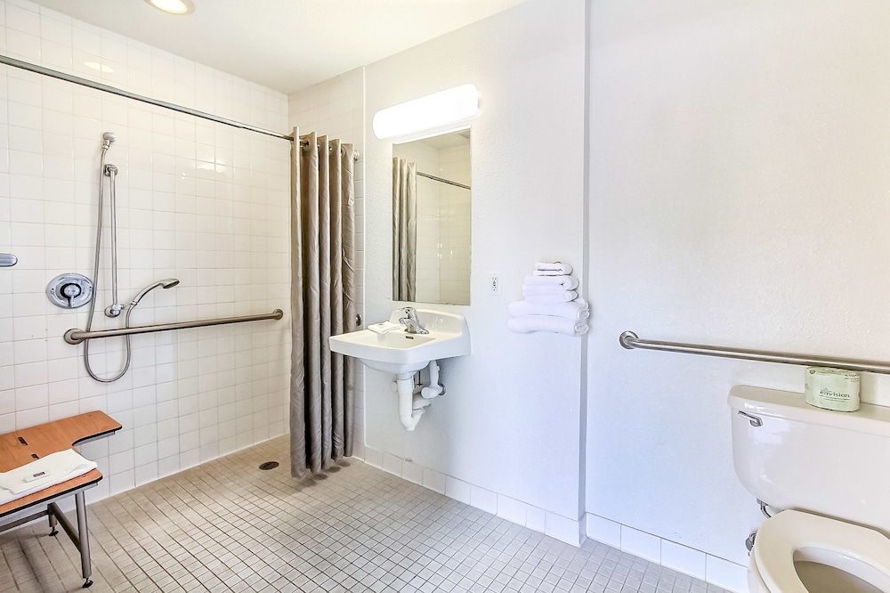 Motel6 Sunnyvale, CA - South 38/38