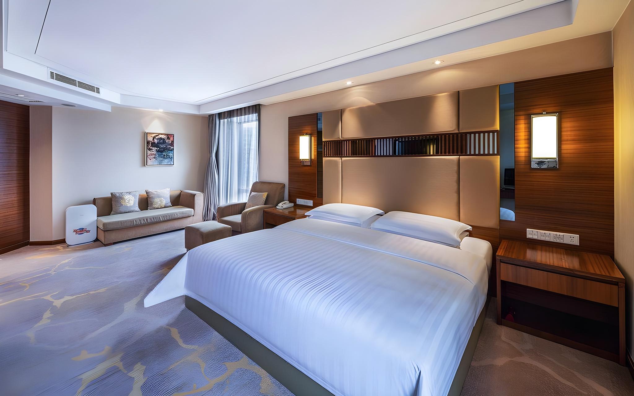 Discovery, King Bed