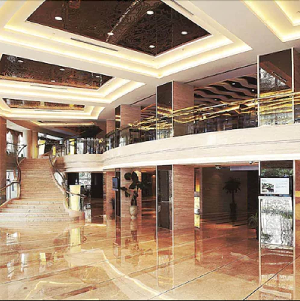 Regal Jinfeng 46/56