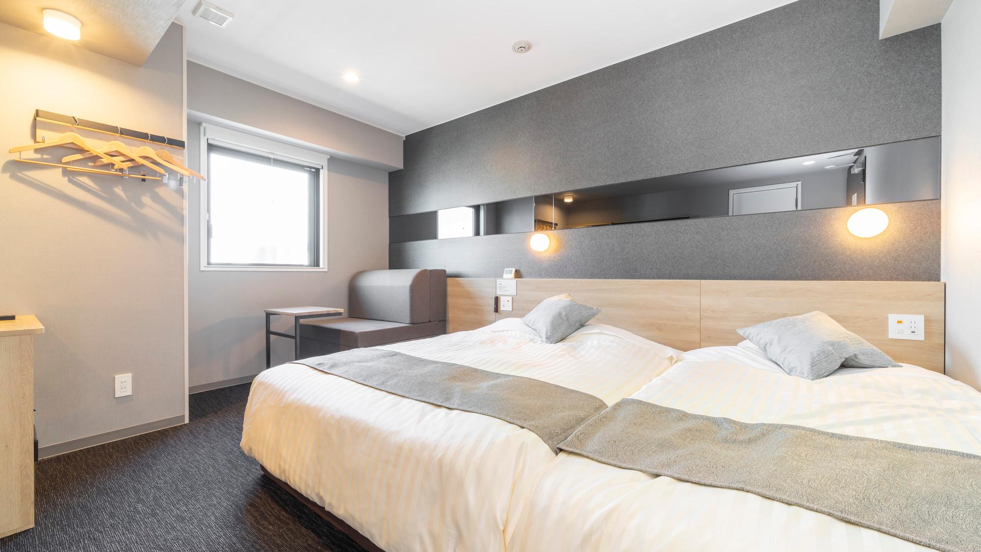 Hollywood, Standard, Twin Beds, Two Side