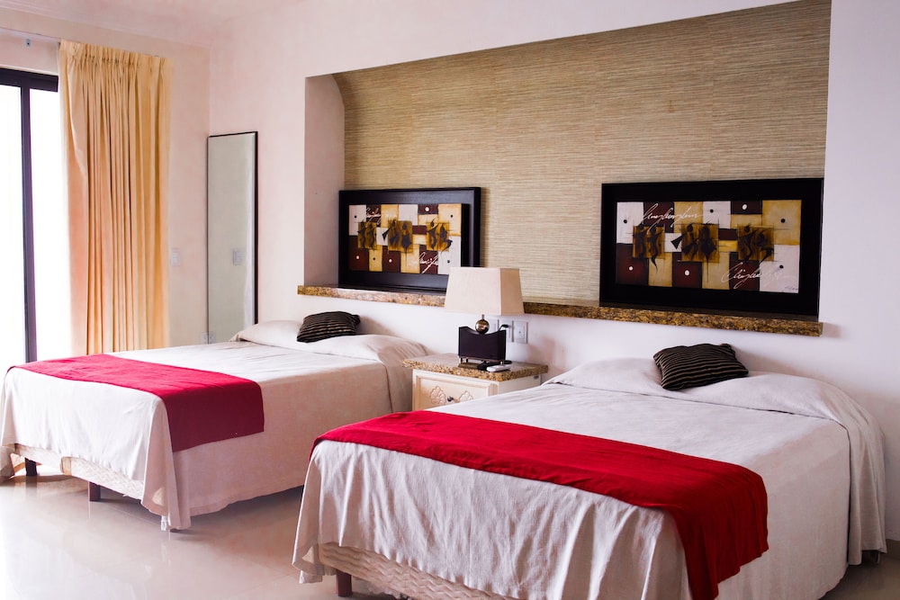 Diamond Bay Boutique Resort 12/62