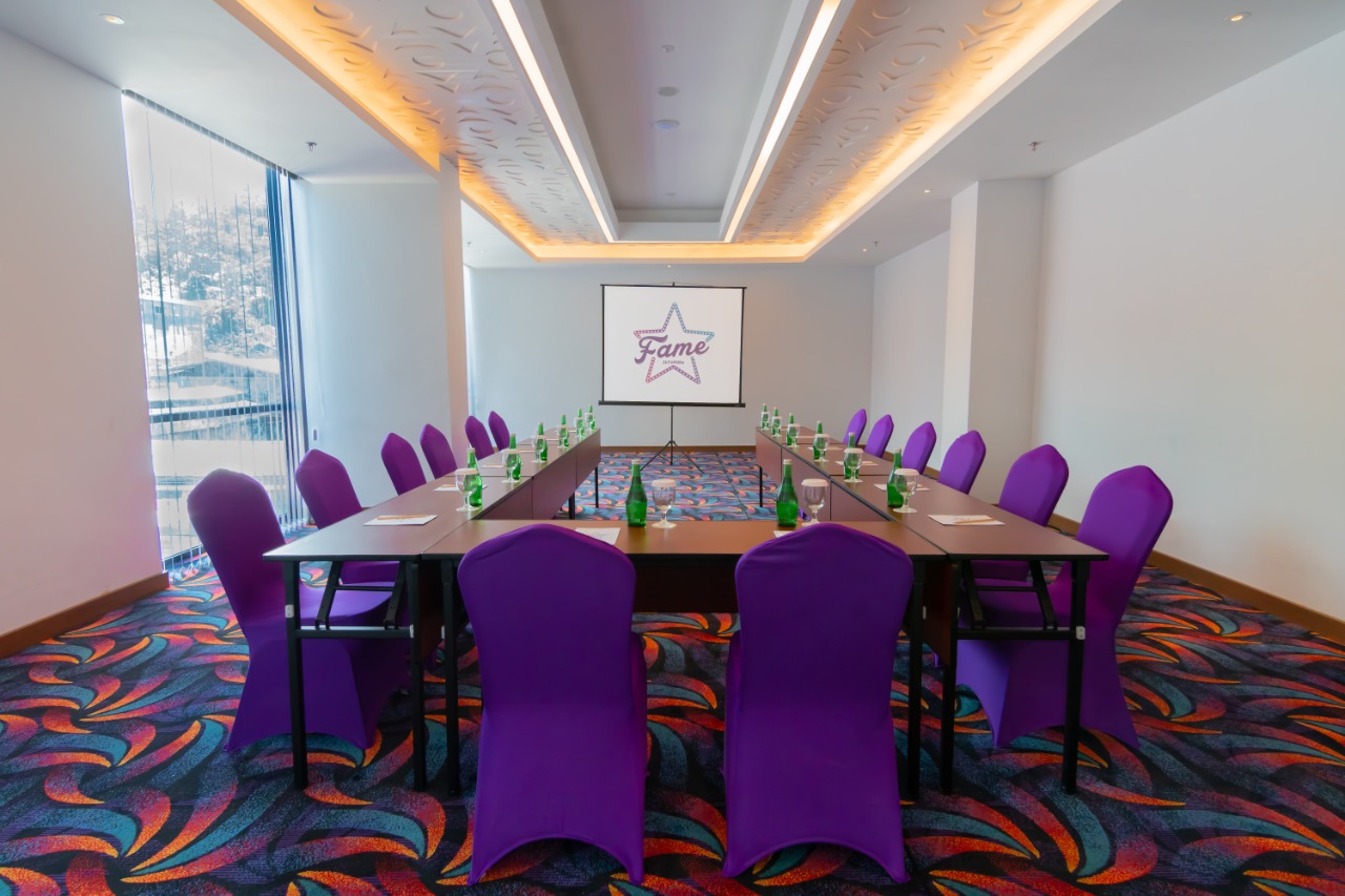 FOX Hotel Jayapura 28/31