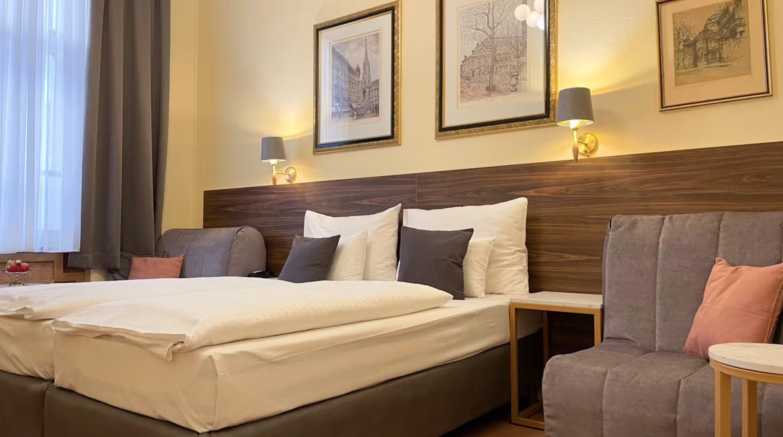 SUPERIOR, DOUBLE BED