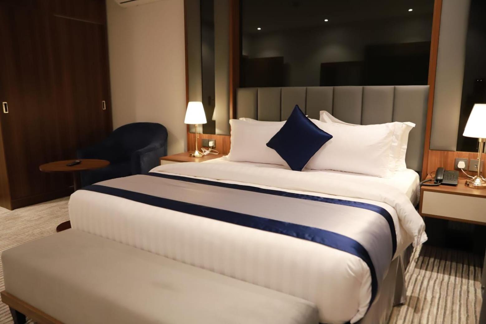 فندق توليب فيو(Tulip View Hotel) 37/63