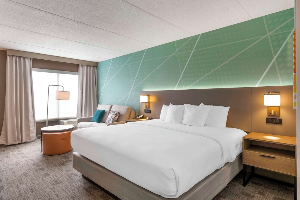 Comfort Inn & Suites Watertown - 1000 Islands 23/54