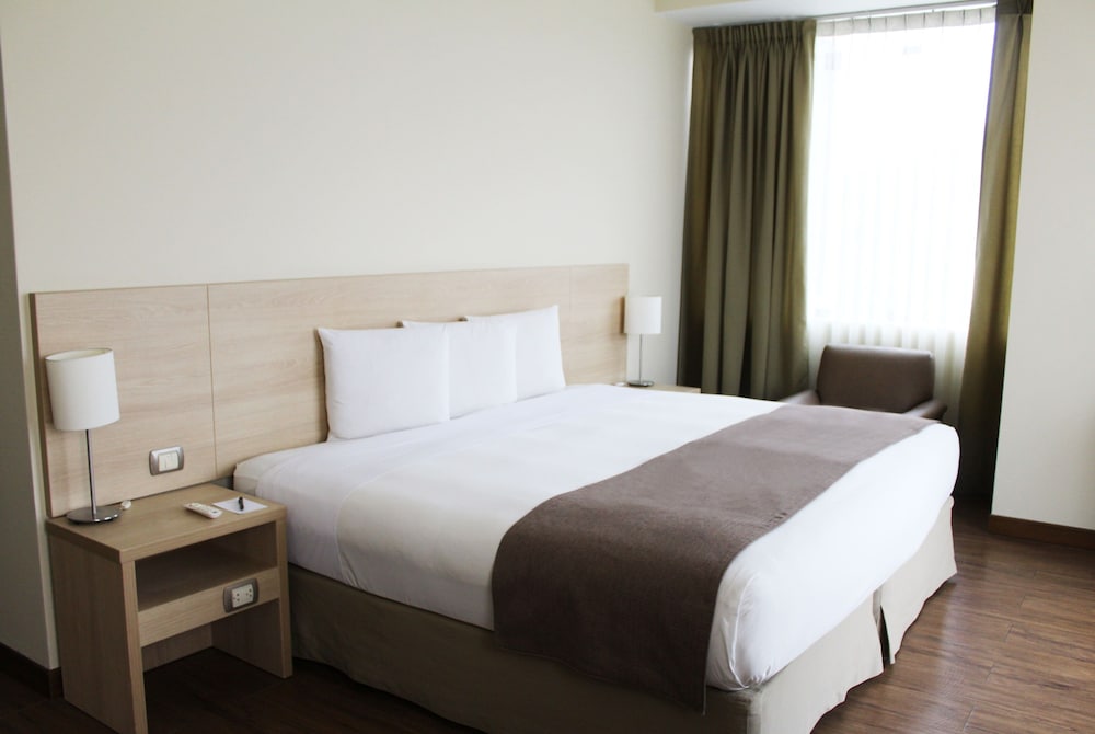 JUNIOR SUITE, STUDIO