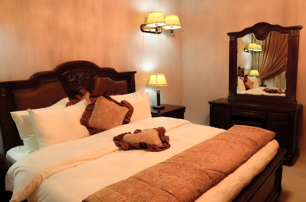 JAD HOTEL SUITES 6/20