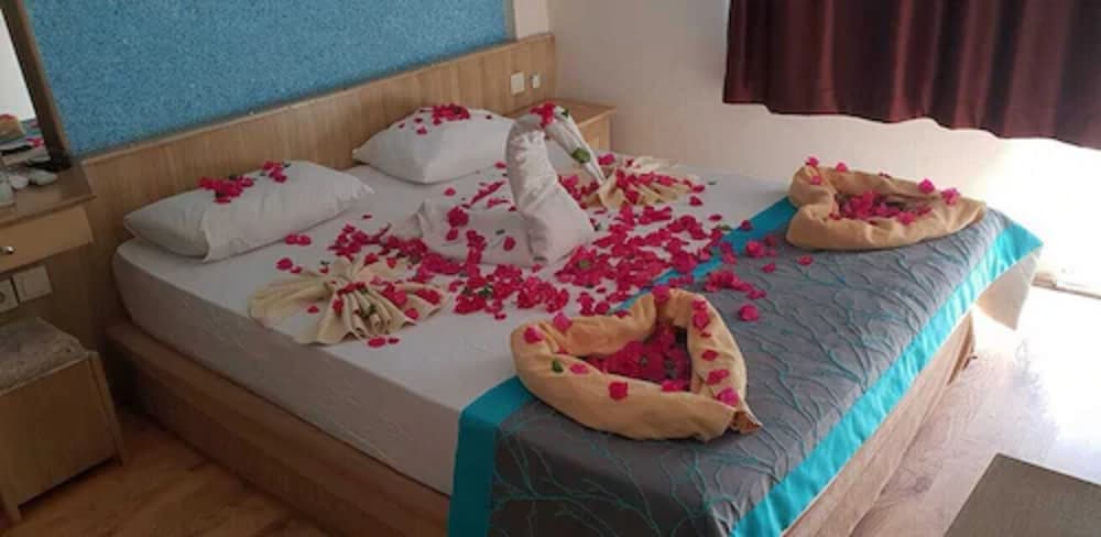 Golden Star Hotel 38/50