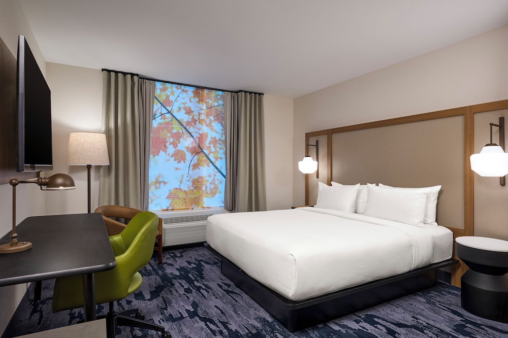 Room, King Bed