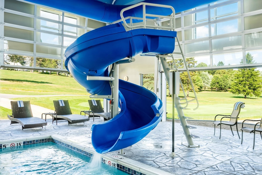 Comfort Suites DuBois Country Club 20/51