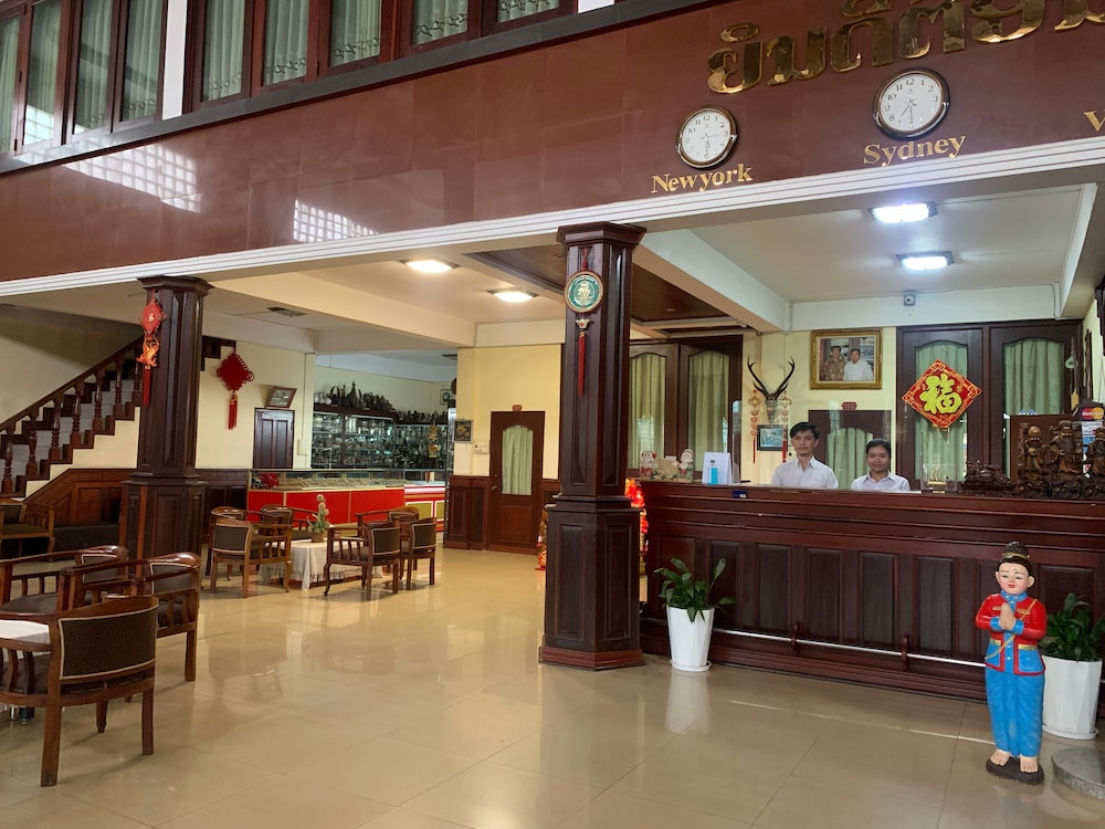 Sengkeo Hotel 46/50