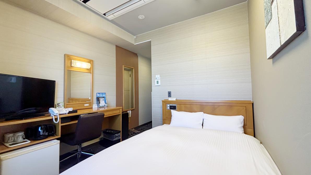 Semi Room, Standard, Semi Double Bed, Smoking