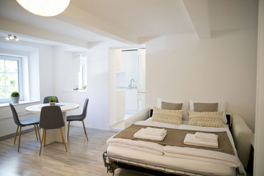 Apartments Hisa Pod Gradom 21/50