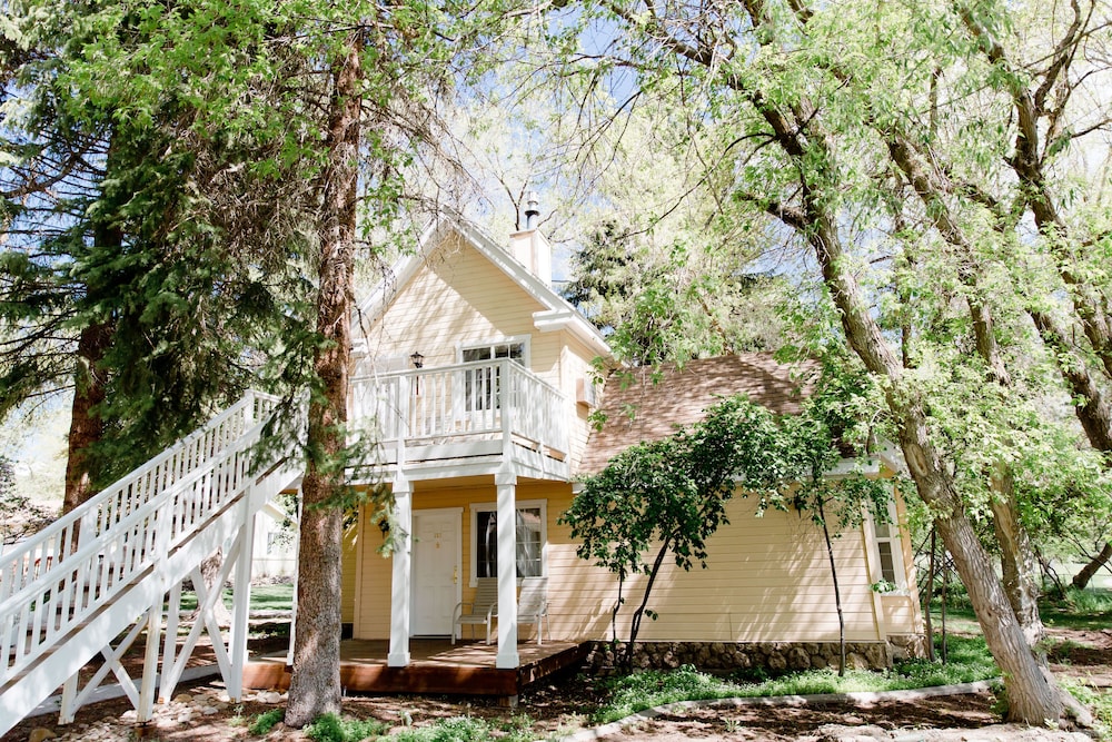 Homestead Resort 3/76